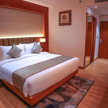 Hotel Crystal Inn Plaza Delhi Airport New Delhi Exterior foto